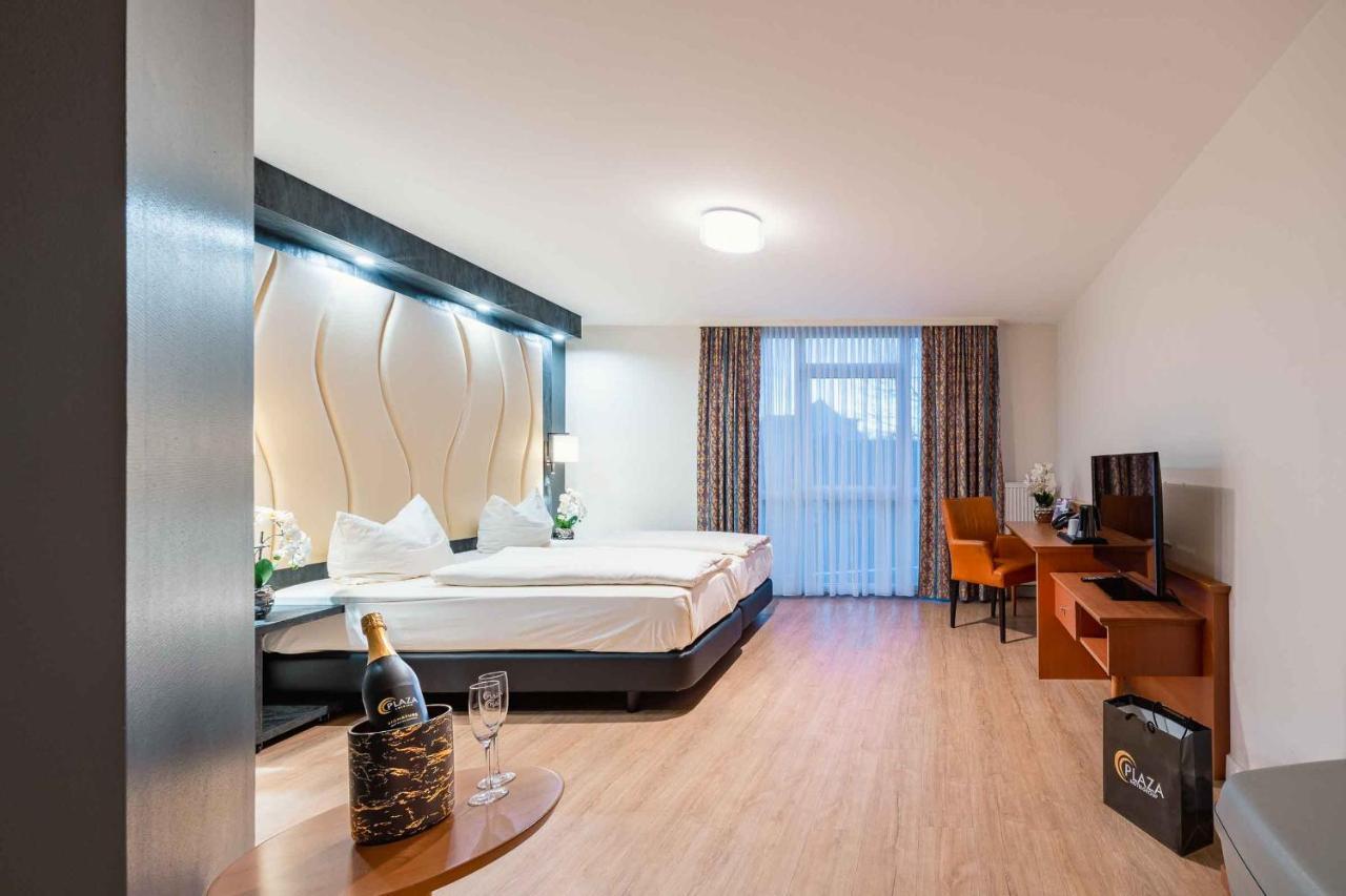 Plaza Inn Koeln Pulheim Buitenkant foto